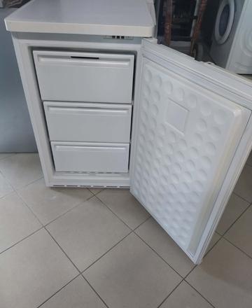 Вертикален фризер  BOSCH