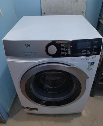 Пералня   AEG LAVAMAT  с инверторен мотор  