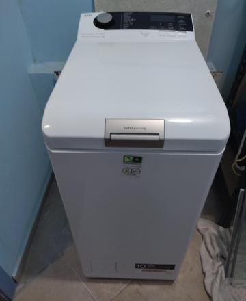 Пералня AEG