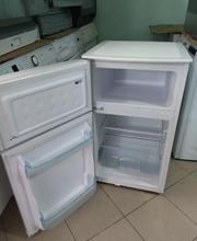 Вертикален  хладилник  EXQUISIT с горна камера