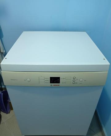 Свободностояща съдомиялна BOSCH