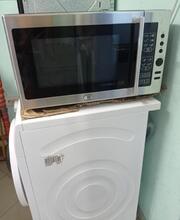 Микровълнова фурна LG
