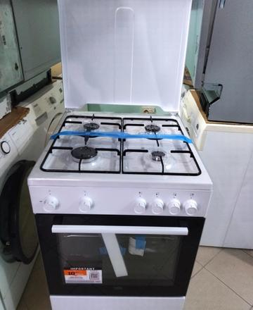 Комб.готв.печка BEKO - котлоните на природен газ,фурната на ток (НОВА)